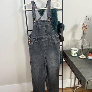 Universal Thread Charcoal Denim Overalls